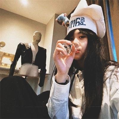 舒莎摇摇